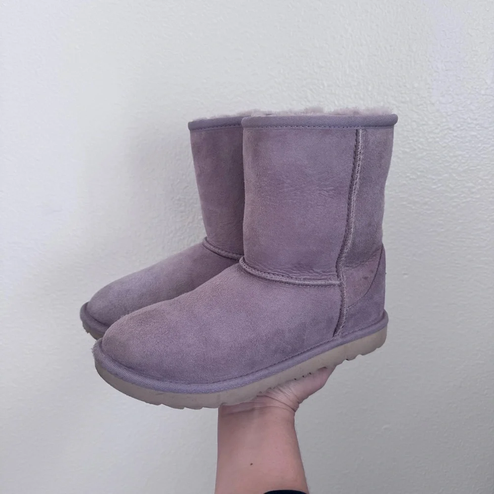 UGG Classic Short ll Boot Wildflower